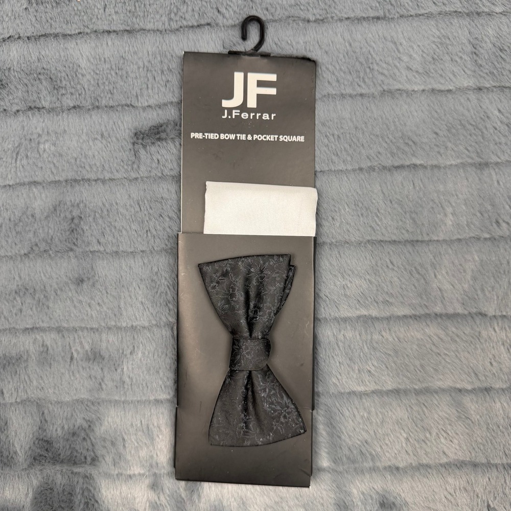 J. Ferrar Mens Pre-Tied Bow Tie and Pocket Square Set Black Floral Jacquard